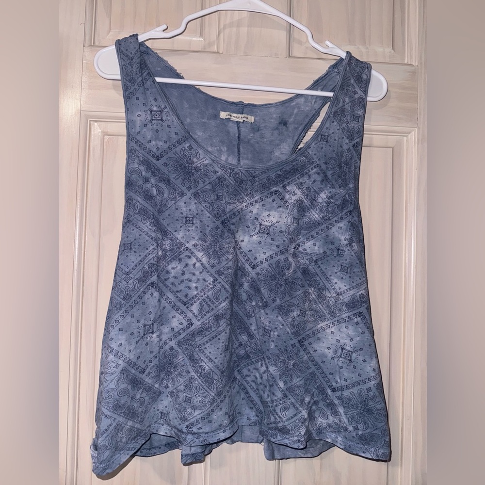 Tank top.